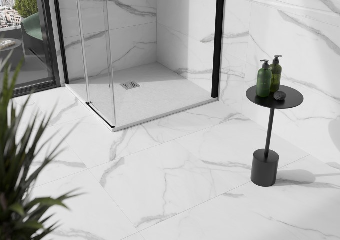 Recepteurs de douche carrés en résine minérale