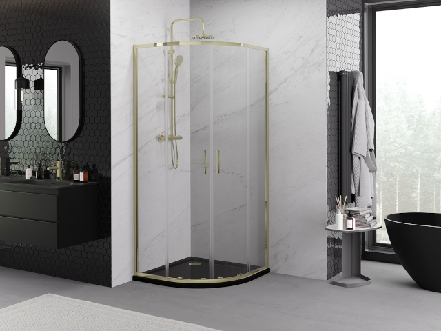 Aménagement de salle de bain avec cabine de douche semi-circulaire