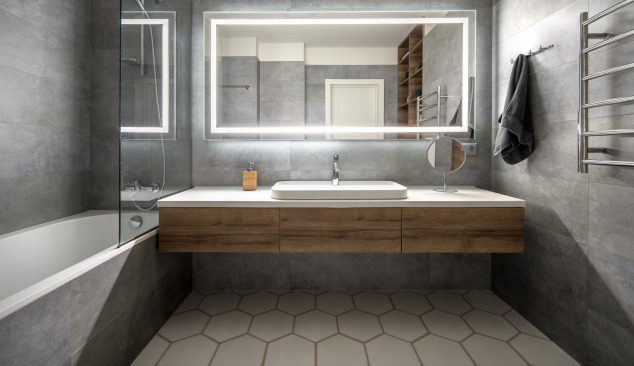 Nous organisons la salle de bains