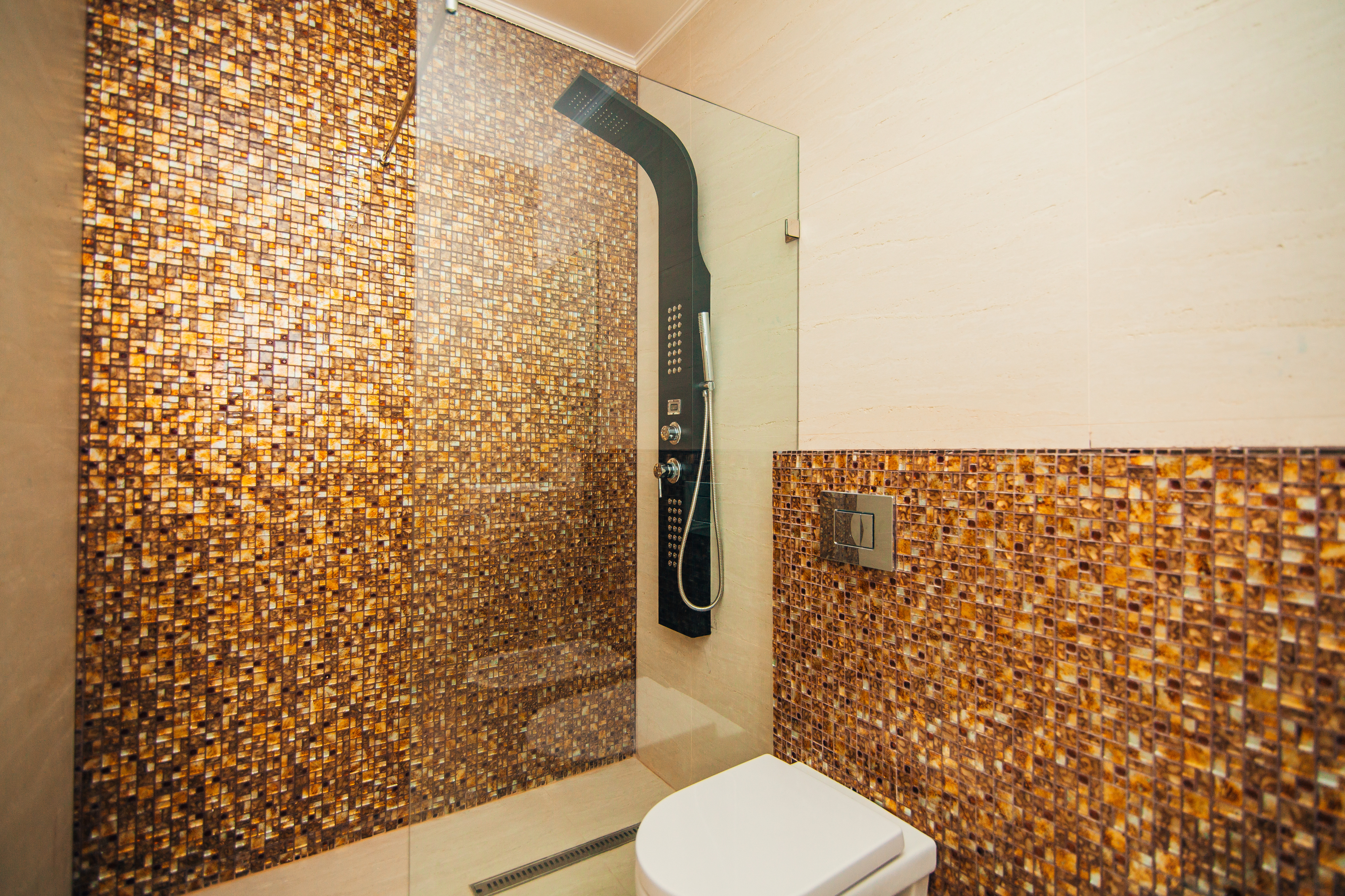 Comment choisir un panneau de douche ?