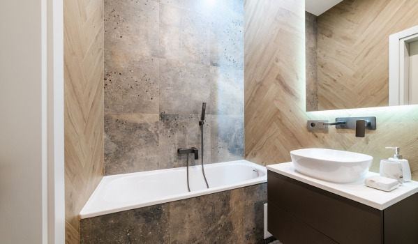 Baignoire pour une petite salle de bain