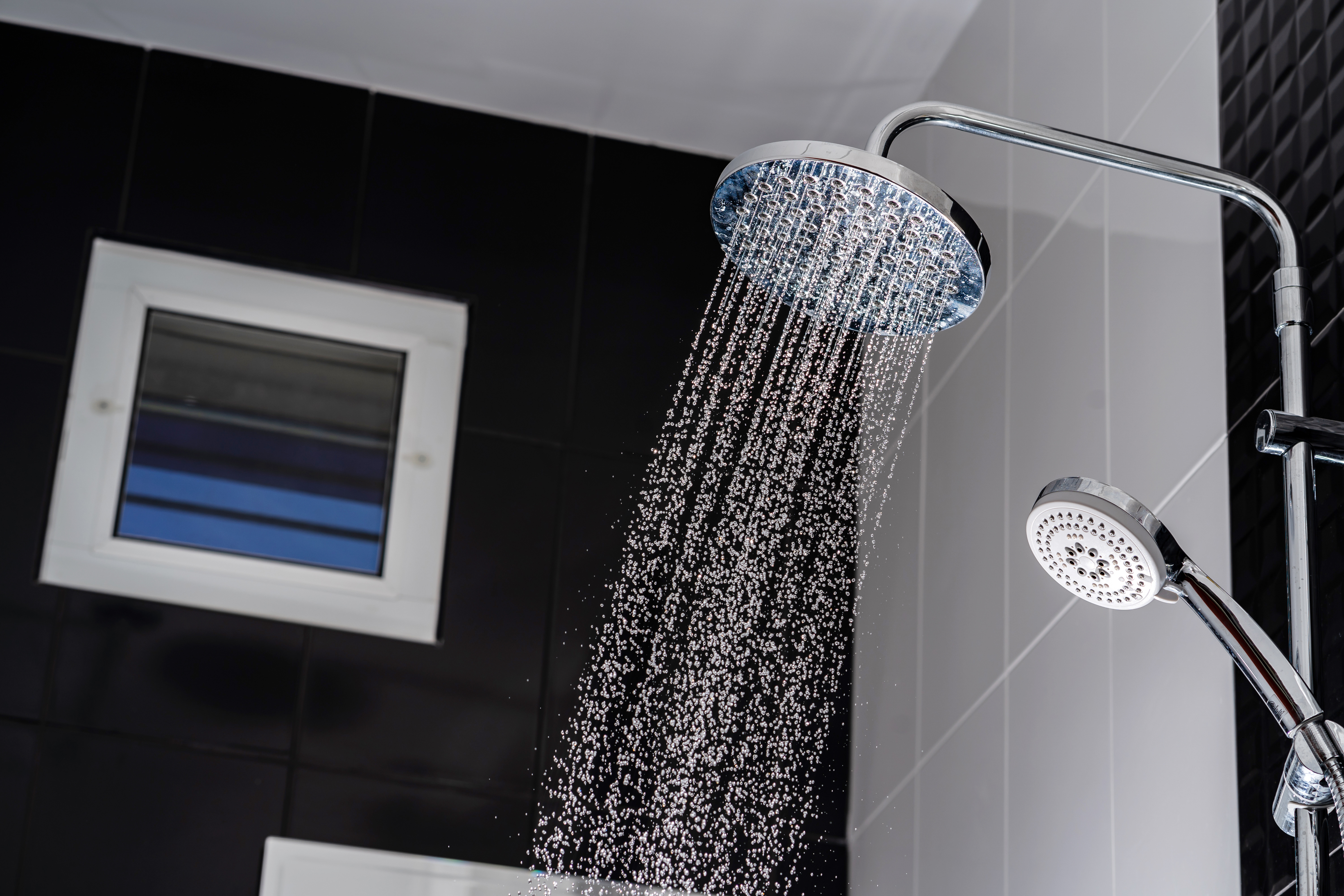Comment installer un bras de douche ?
