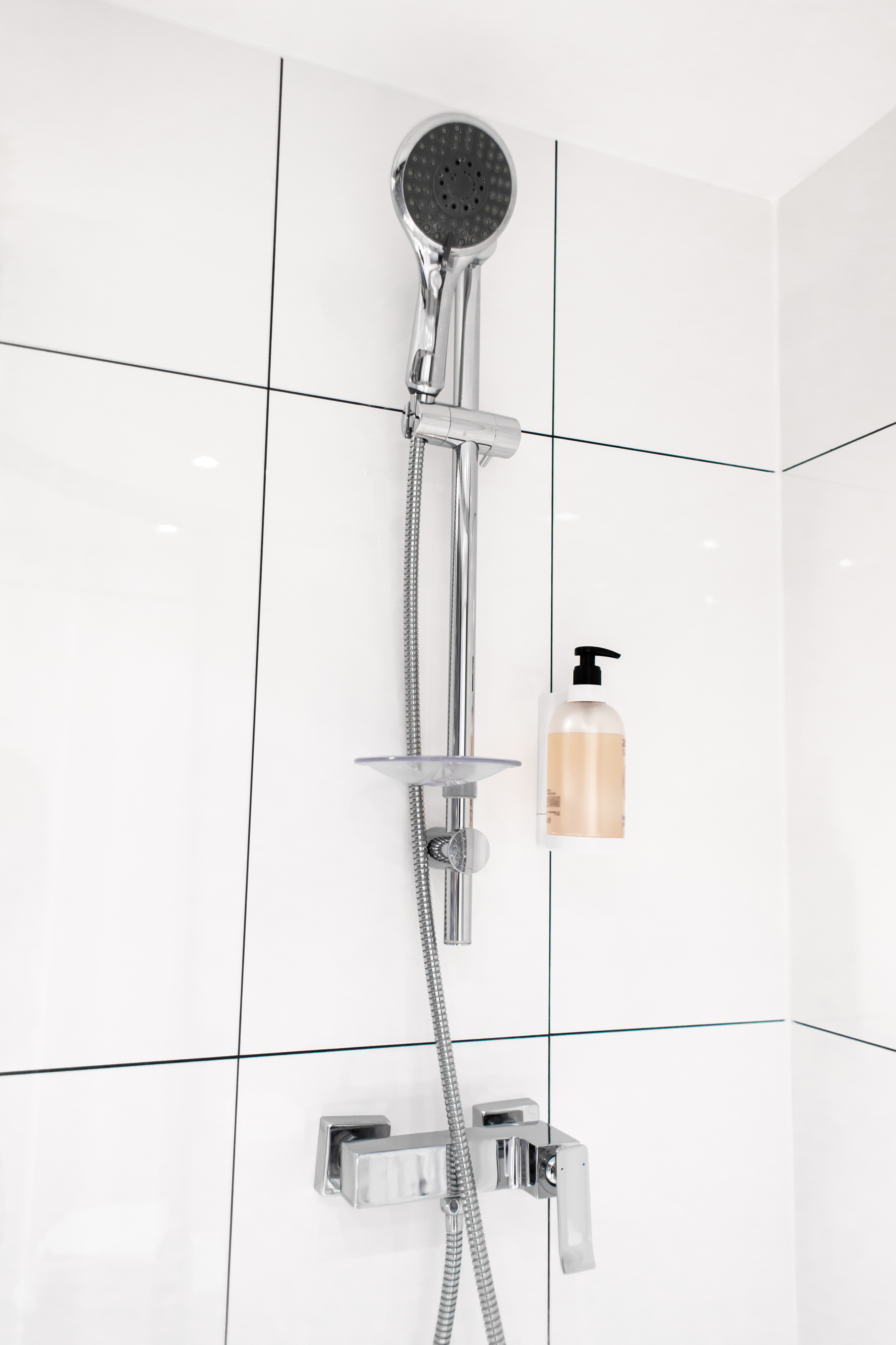Colonnes de douche stylées dans la salle de bain