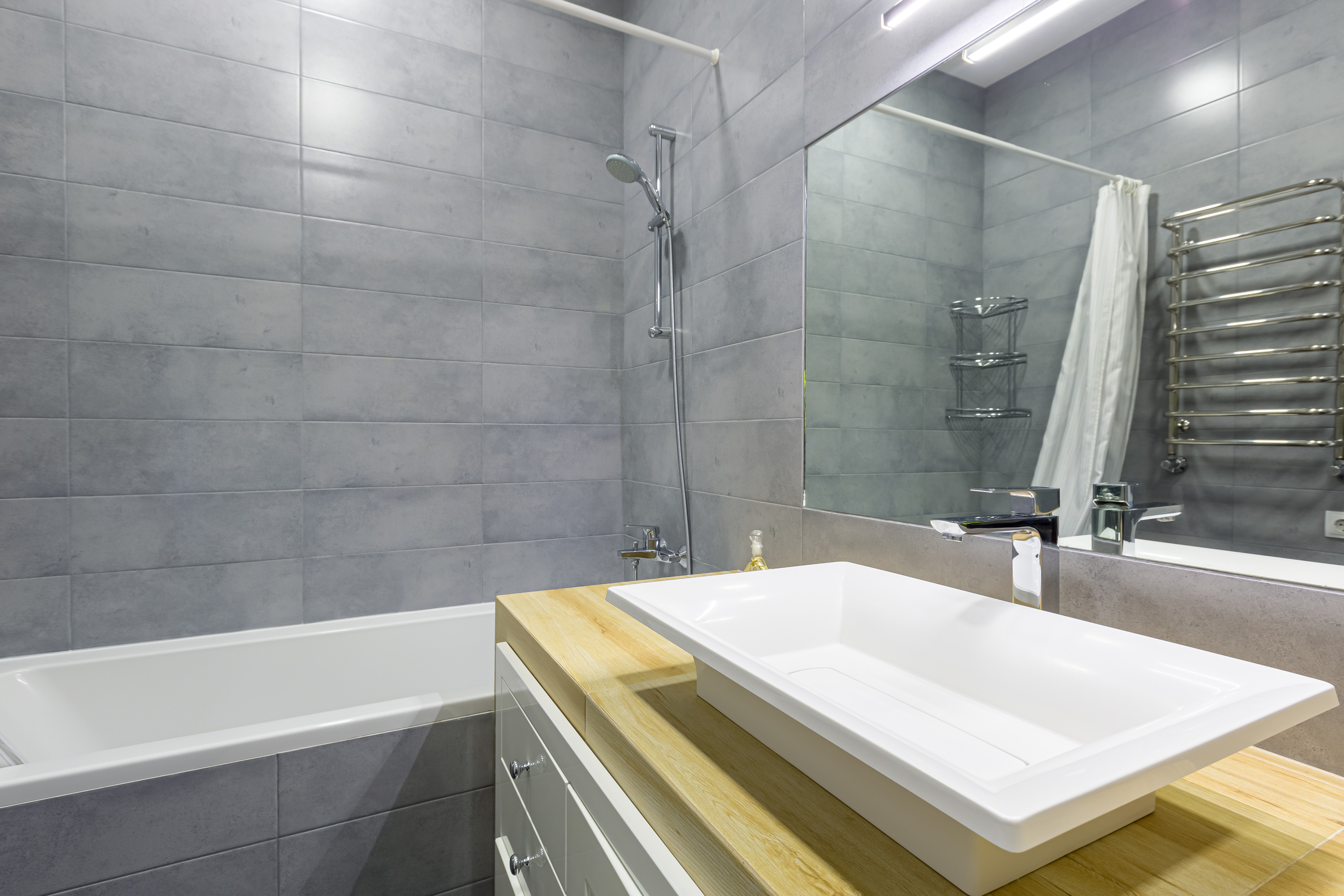 Enceinte élégante pour votre baignoire