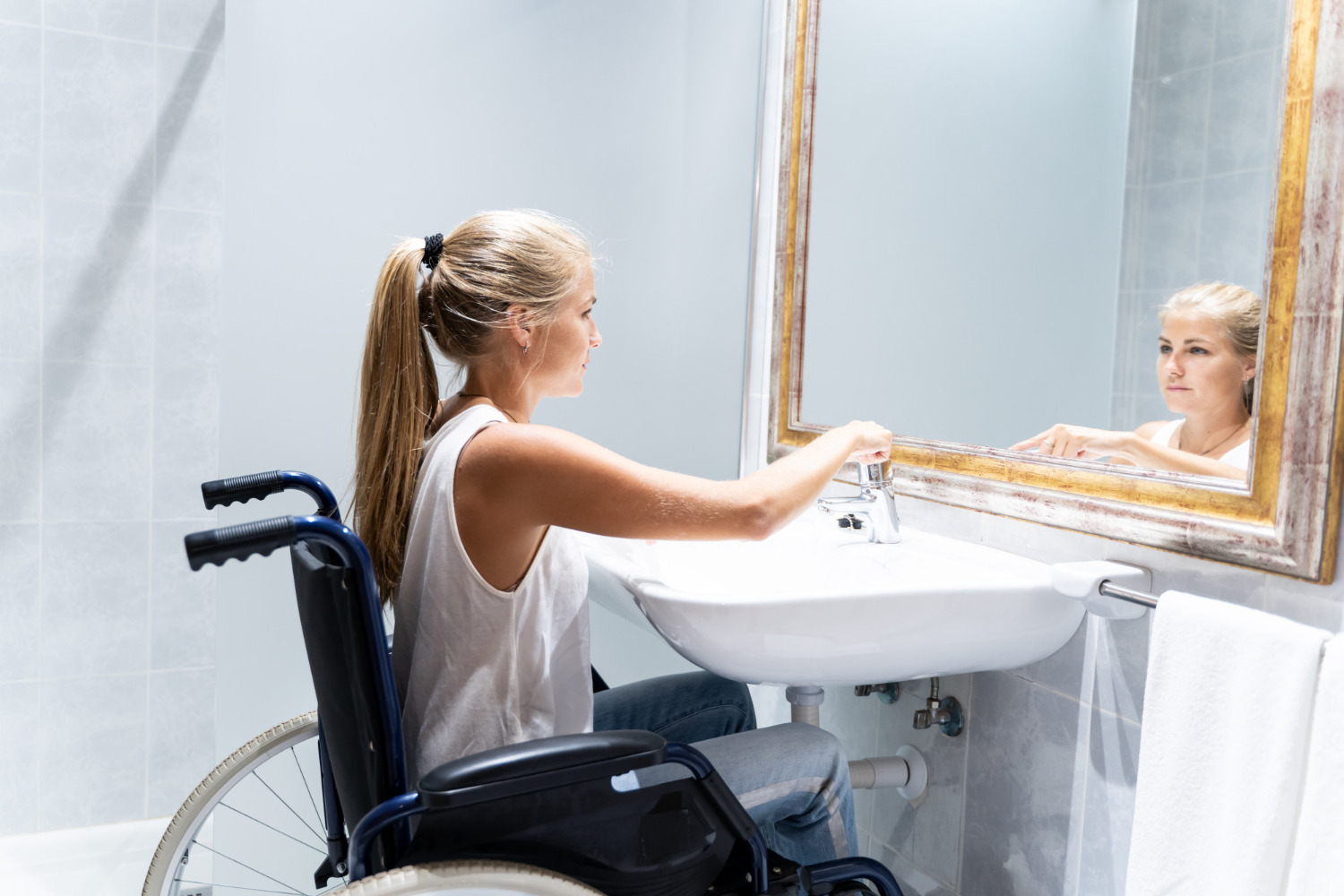 Comment concevoir une salle de bain pour les personnes handicapées ?