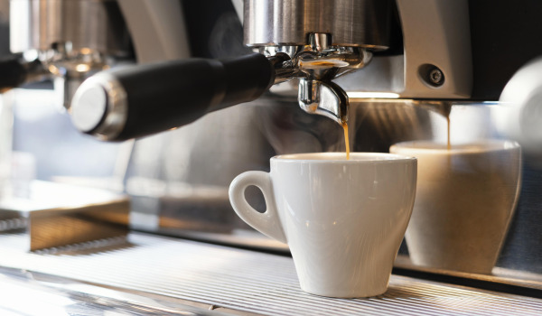Nettoyage de la machine - comment détartrer correctement une machine à café ?