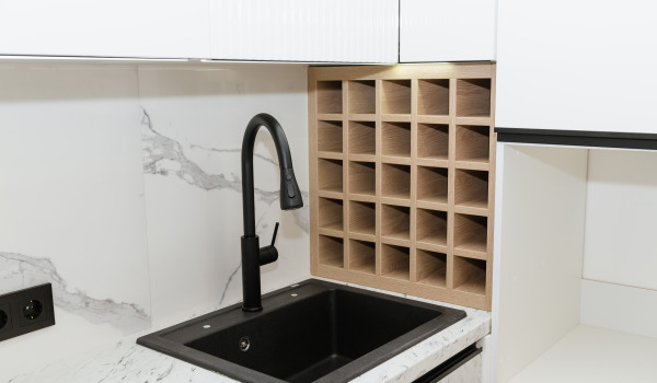 Quel évier pour un meuble de 60 cm et 80 cm ? Quand ne conviendra-t-il pas ?