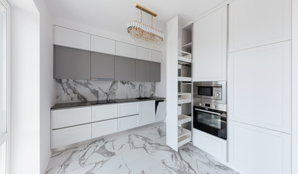 Cuisines modernes blanches et grises - comment les aménager ?