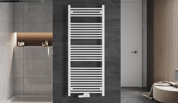 Radiateur échelle dans la salle de bain