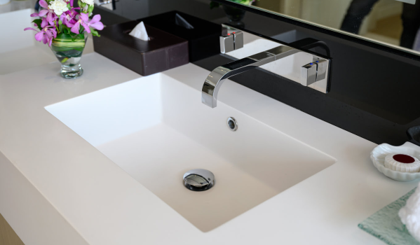 Bonde pour lavabo avec trop-plein ou sans?