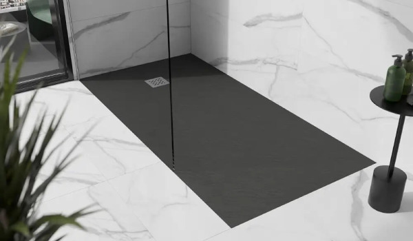 Petite salle de bain avec douche - idées et agencements