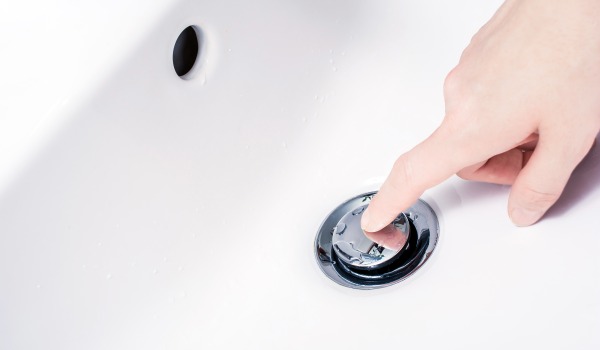 Comment fonctionne le bouchon clic-clac ?