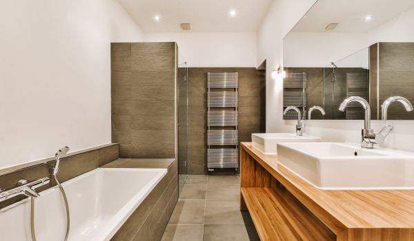 Système de baignoire encastré - la base d'une salle de bain moderne